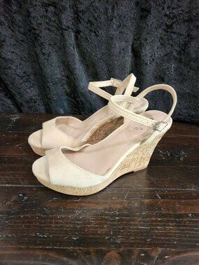 Charles by Charles David Lambert Beige Cork Wedge Platform Sandal/Sz. 5.5M